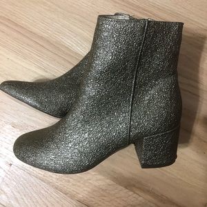 Urban Outfitters Shoes - Urban outfitters size 7 glitter boot bootie Urban Outfitters Shoes - Urban outfitters size 7 glitter boot bootie
